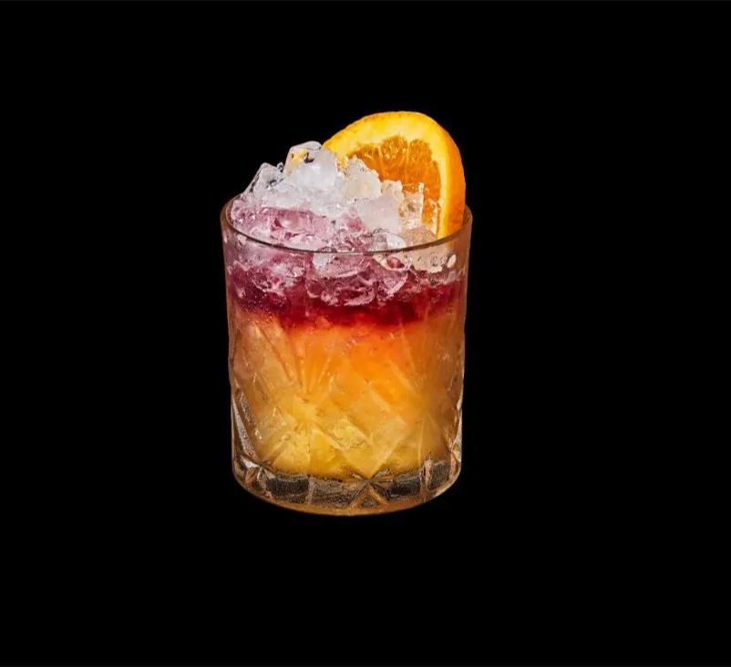 Cosmopolitan Delight No. 2 con Rémy Martin 1738 y Cointreau L'Unique 