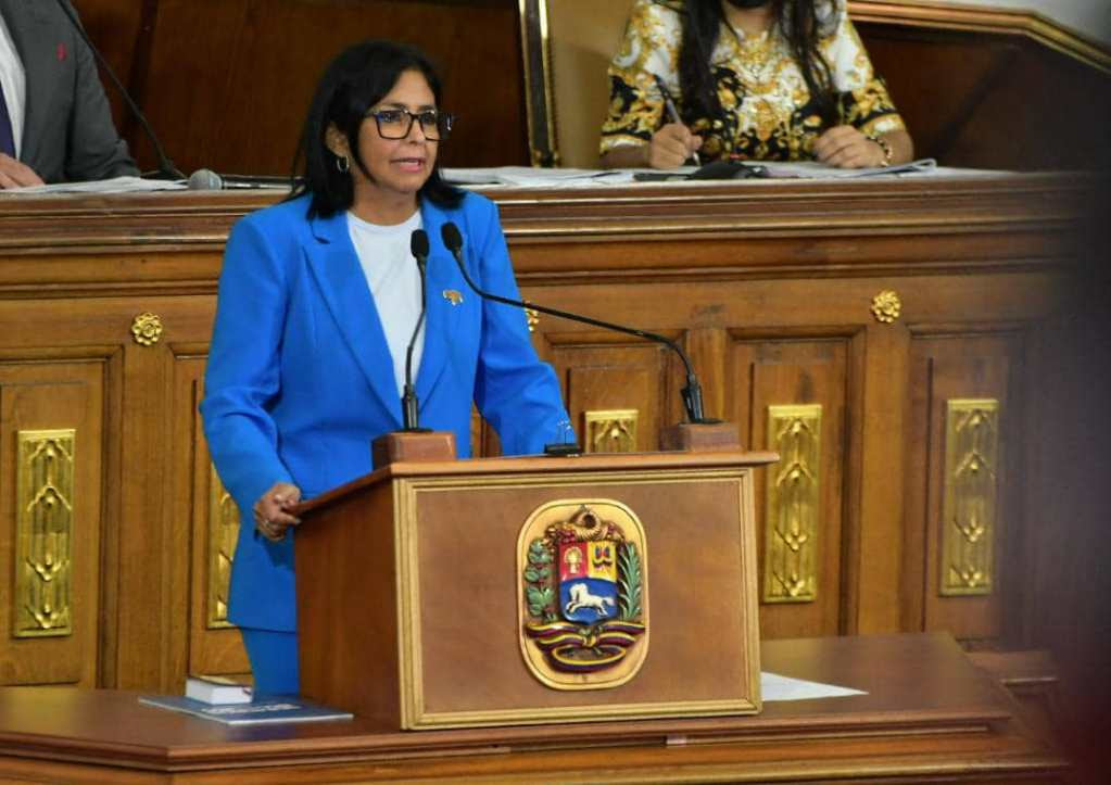 Delcy Rodríguez presentó Ley de Presupuesto 2023 por Bs 170.703 millones