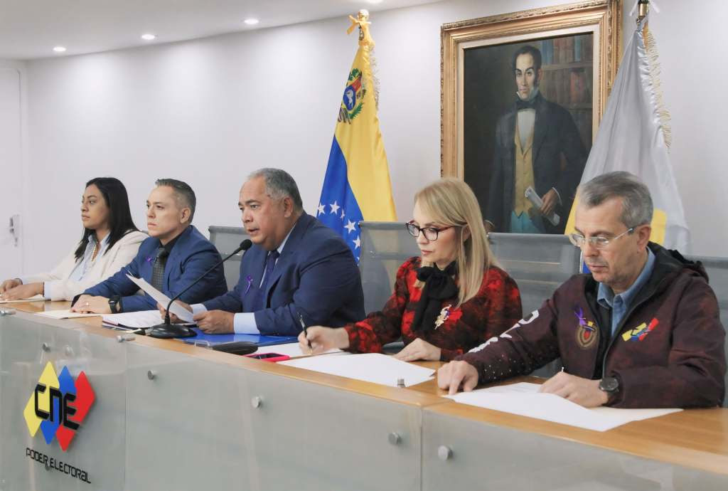 Oposición rechaza eliminación de tarjetas electorales e inhabilitaciones