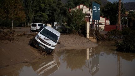 Le sud et l'est de l'Espagne en proie à d'importantes inondations, plusieurs corps retrouvés dans la région de Valence