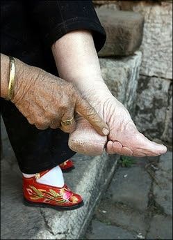 foot-binding