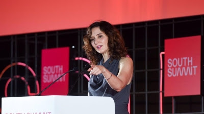 Ayuso anuncia ayudas de hasta 150.000 euros para apoyar el crecimiento de pymes