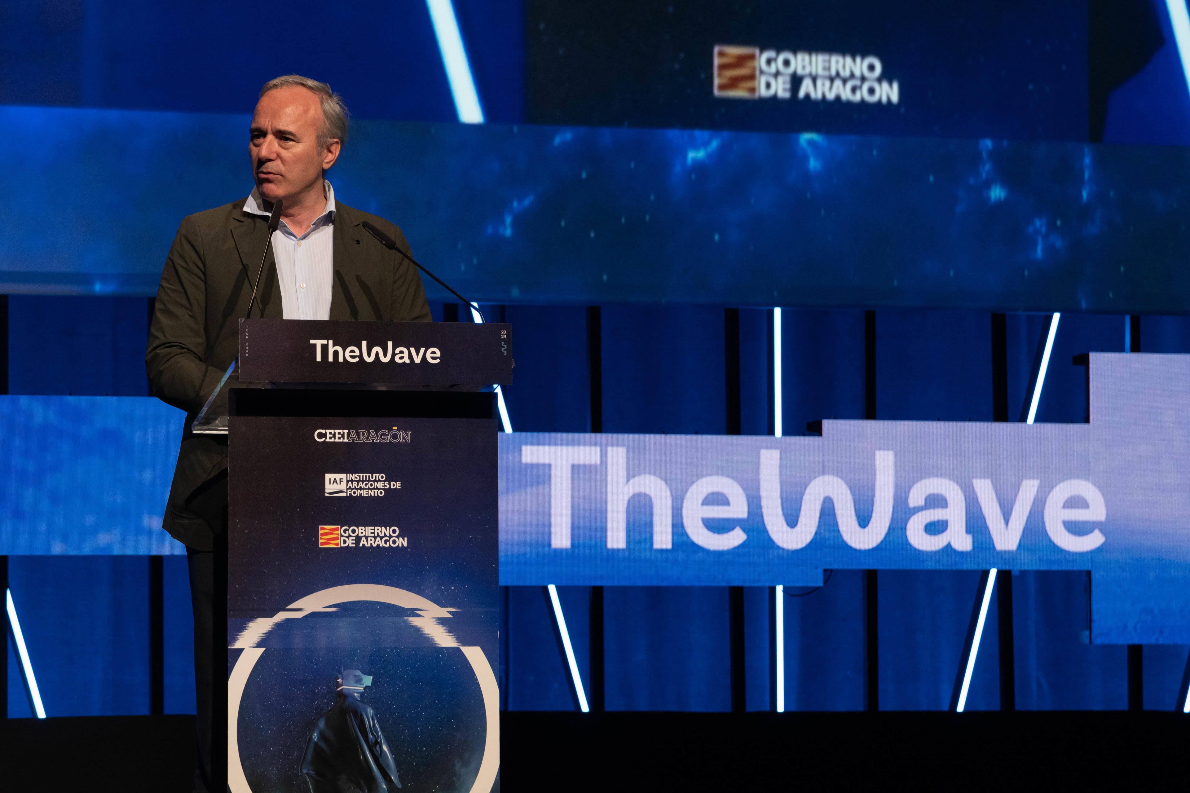 El presidente del Gobierno de Aragón, Jorge Azcón, en el congreso 'The Wave'.