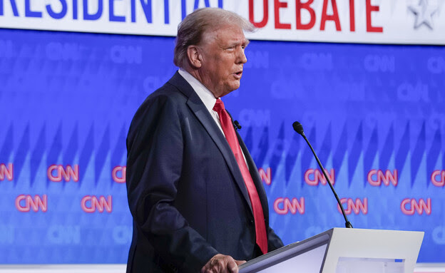 Donald Trump au débat présidentiel de CNN (photo : AP, débat présidentiel de CNN)