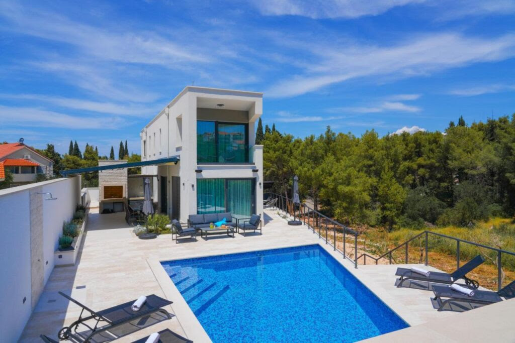 brac island real estate energy a modern house