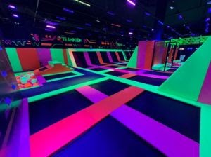  Shopping de Barueri inaugura nova unidade de Vila Trampolim Park com diversão para toda a família