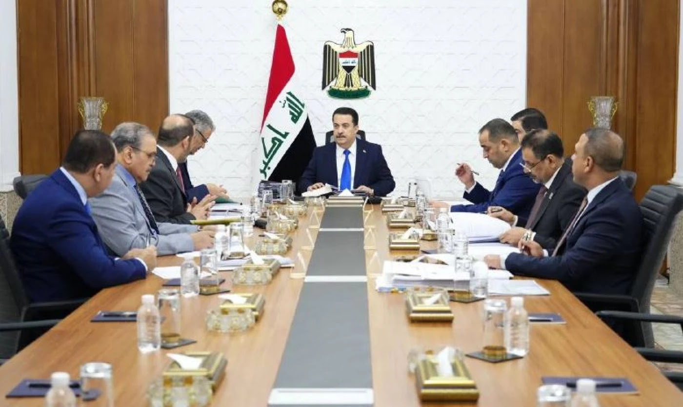 Iron ore extraction, sulfur and dry gas investment...the government is discussing two requests and a Chinese offer.