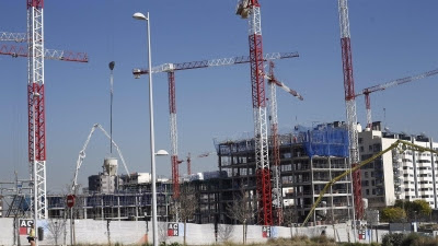 El Euríbor registra en abril su mayor caída en más de 15 años y se coloca en el 2,143%