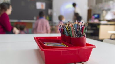 Educación cuadruplica inversión para combatir el calor en colegios y MM replica que