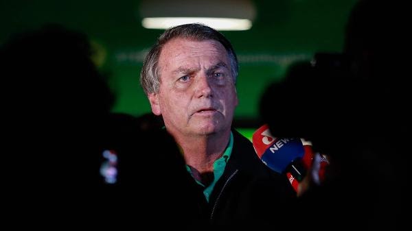 STF decide hoje se Bolsonaro e aliados viram réus por tentativa de golpe
