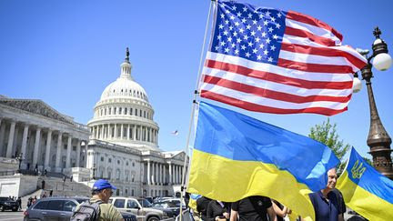 Guerre en Ukraine : ce que pourrait changer l'aide américaine de 61 milliards de dollars accordée à Kiev