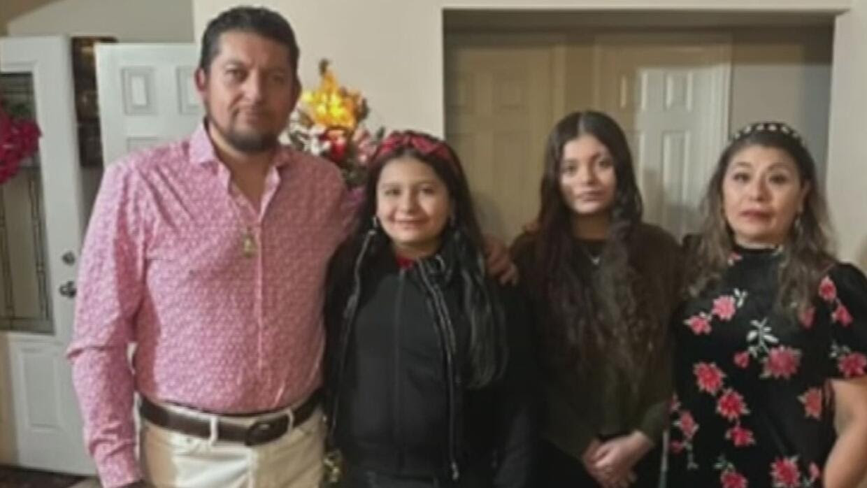 Cuatro miembros de una familia hispana mueren en un accidente de tránsito: su auto terminó envuelto en llamas