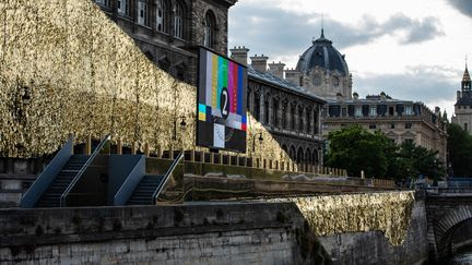 Cérémonie d'ouverture des JO de Paris 2024 : 6 800 athlètes, un spectacle sur la Seine, des stars de la chanson... Ce qu'il faut savoir du déroulé de la soirée