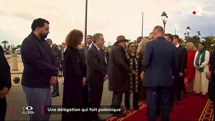 Yassine Bellatar, François-Marie Banier... Une délégation pléthorique pour la visite de Macron au Maroc et des profils étonnants