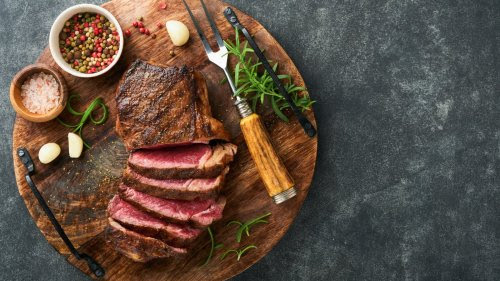 We Finally Know Why Restaurant Steak Always Tastes Better _medium