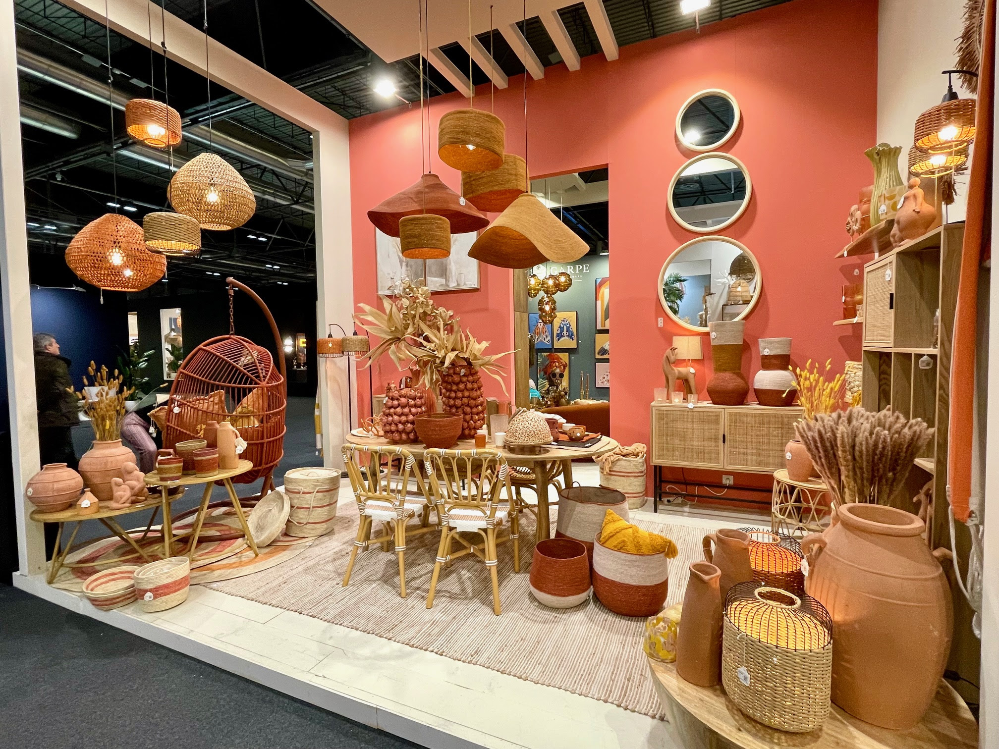 El terracota y las fibras naturales triunfaron en la pasada Feria de Intergift, en IFEMA Madrid.