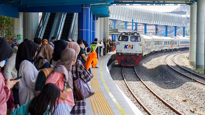 Volume Penumpang KA Pangrango Capai Lebih dari 790 Ribu Orang di Semester Pertama 2025