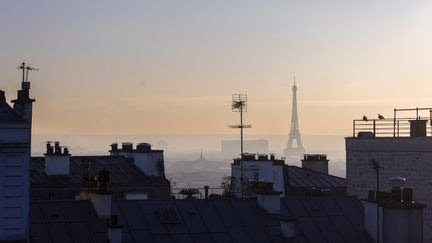 Environnement : Airparif lance un nouvel outil, pour visualiser rue par rue et heure par heure l'évolution de la pollution de l'air