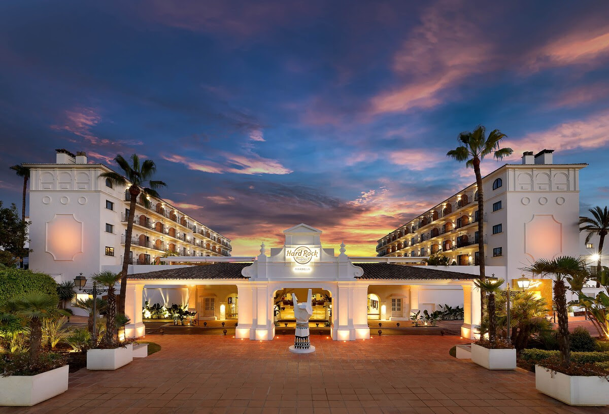 Bain Capital y Stoneweg reculan: sacan del mercado al Hard Rock Hotel Marbella y lo mantendrán en su cartera