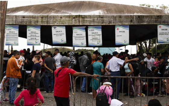 Jóvenes sacrifican estudios universitarios o acto de grado para huir de la persecución