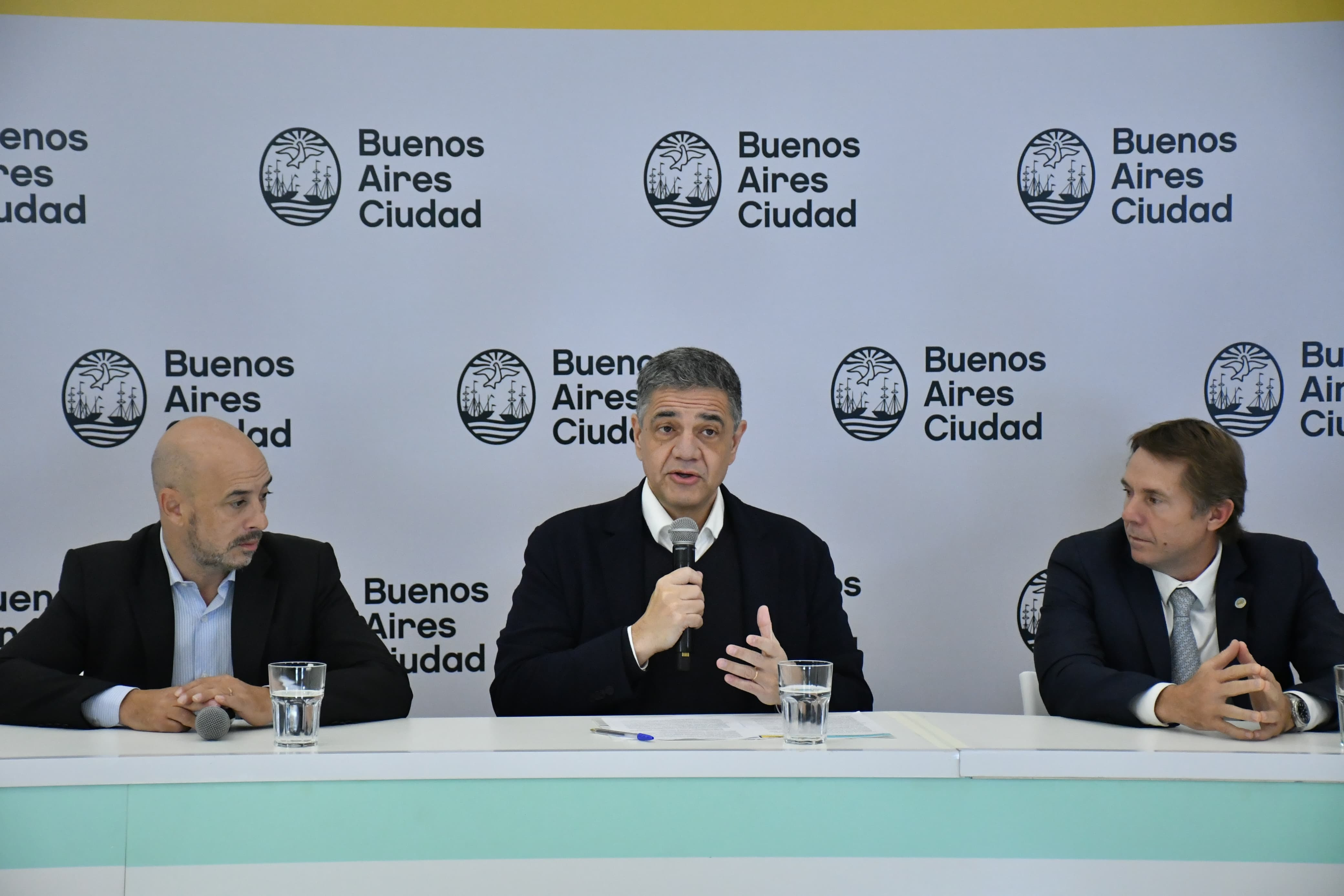 Conferencia_de_prensa_del_Jefe_de_Gobierno,_Jorge_