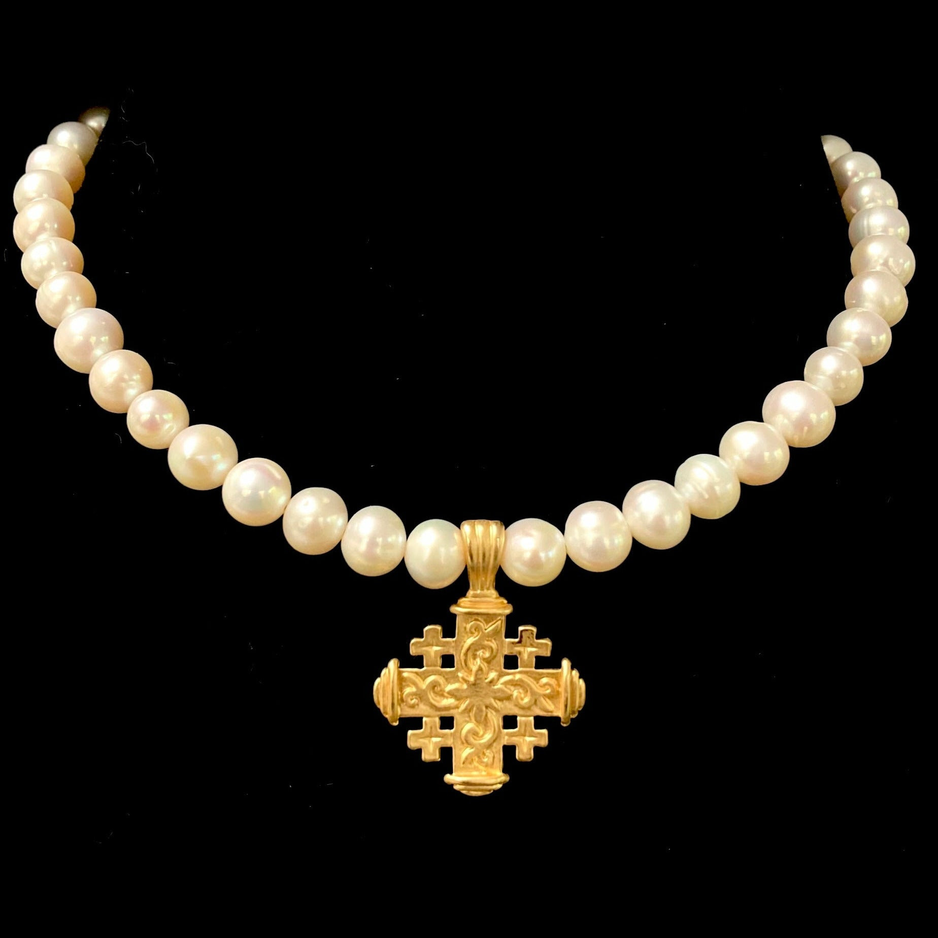 Image of Pilgrim's Cross Freshwater Pearl Choker Necklace - Gold