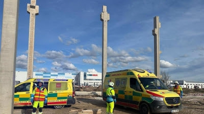 Evacuado de gravedad un trabajador al caerle una plancha de hormigón en una obra de Getafe