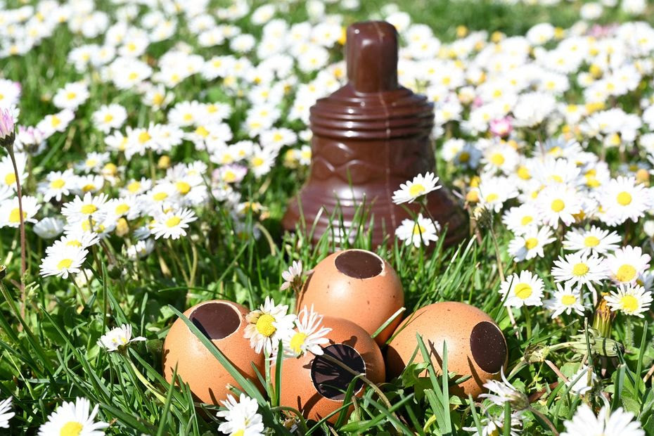 Pâques : cloches, œufs en chocolat, agneau... d’où viennent ces traditions ?
