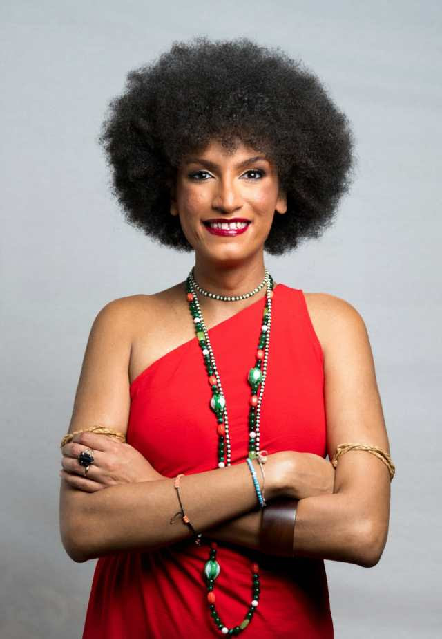 Carolina Iara primeira mulher trans intersexo a exercer um cargo de covereadora pela Bancada Feminista do PSOL, em São Paulo