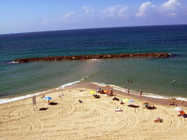 18%20spiaggia%20di%20Ashkelon%20httpswww.flickr.comphotoszabodal8057068465inalbum 72157631698679854 599x449 r