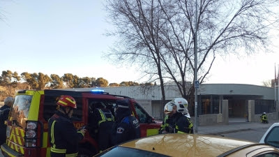 Sucesos.- El humo de unos cables quemados en un colegio de Educación Especial de Valdemoro obliga a suspender las clases