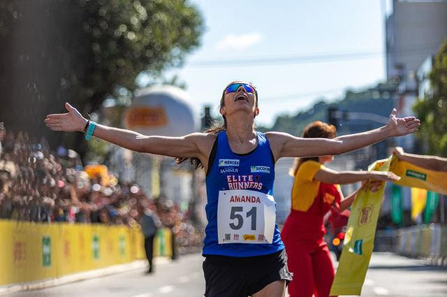 Amanda Oliveira, terceira colocada na 32ª edição (Divulgação / Garoto)