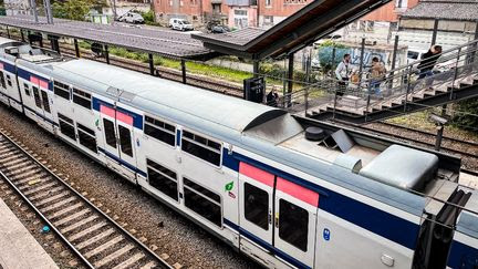 Quatre personnes blessées à coups de hache dans le RER E en gare d'Ozoir-la-Ferrière, un mineur interpellé