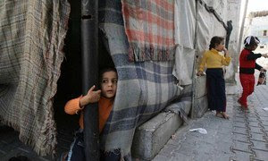 Niños en un campamento de refugiados en Khan Youni, en Gaza. 