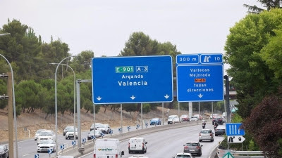 Tráfico.- La Operación Salida por el puente de mayo arranca en la Comunidad con retenciones en A-3, A-4 y A-42