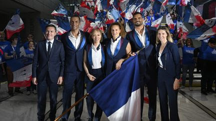 Paris 2024 : 'chef d'orchestre', 'grand frère', 'partage d'expérience' : comment les porte-drapeaux français envisagent-ils leur rôle ?