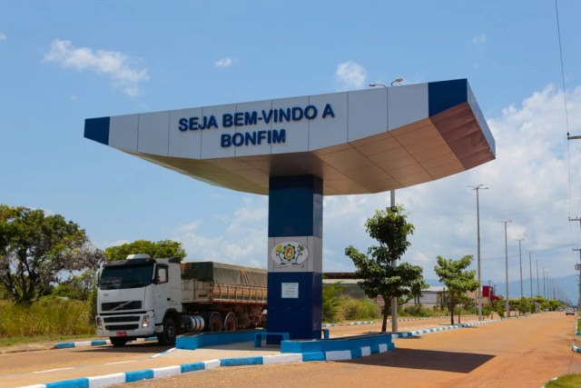 Portal de entrada da cidade de Bonfim, em Roraima