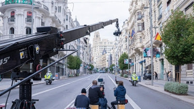 Hasta 1.450 grabaciones de cine, series y publicidad eligieron Madrid para rodar en 2024, un 32% más que el año anterior