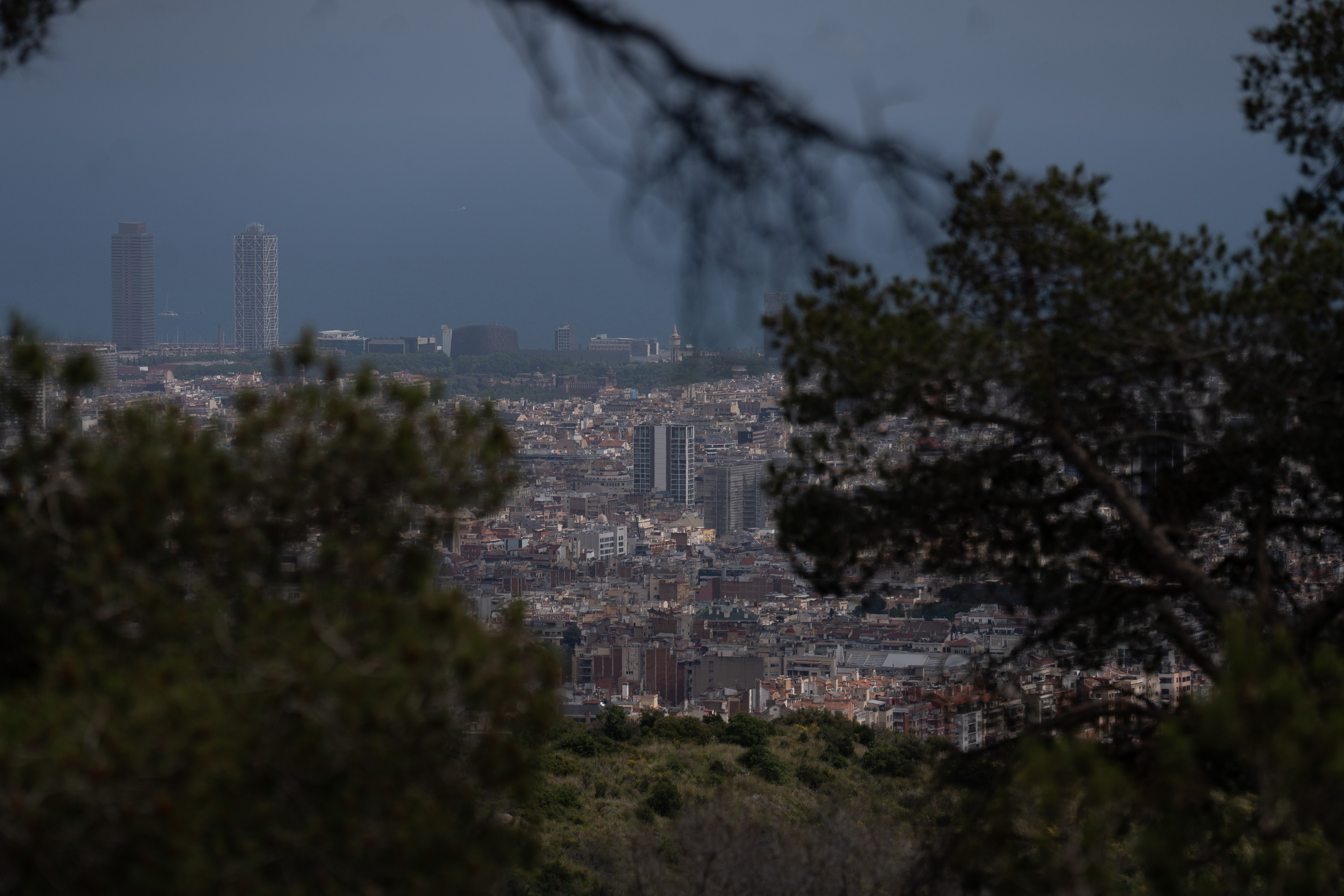 La socimi catalana Gesrenta cotizará en BME Scaleup con una valorización de 7,6 millones de euros Vistas de la ciudad desde el Parc Natural de la Serra de Collserola, a 14 de mayo de 2025, en Barcelona