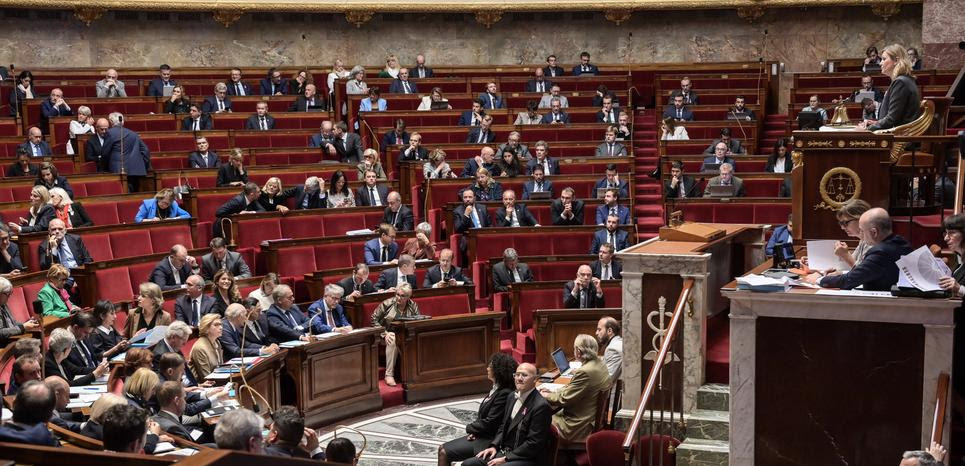 Débats sur le budget 2025 : le camp gouvernemental accusé d’obstruction