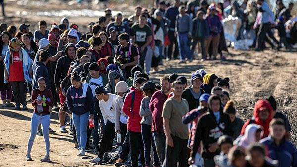 Worst Border Deal Ever: Conservatives Outraged Over Senate Plan to Allow 5,000 Illegals Per Day