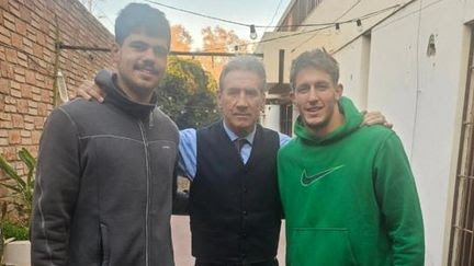 Affaire Auradou-Jegou : une photo des deux rugbymen avec leur avocat fait polémique en Argentine