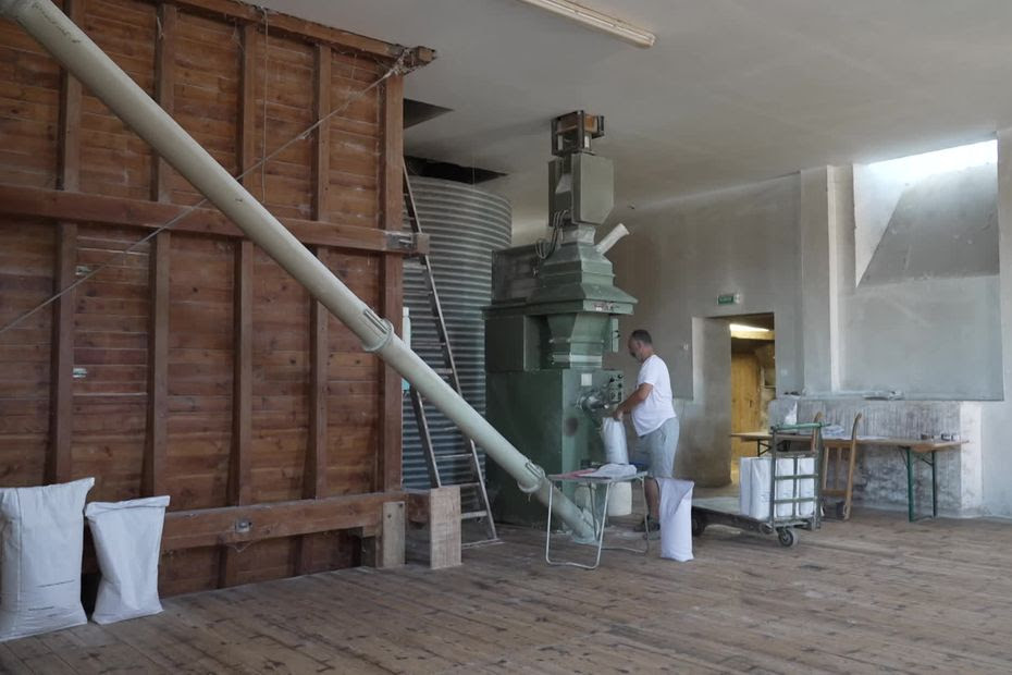 Le moulin du Novet, dernier moulin artisanal sur l'Ozon