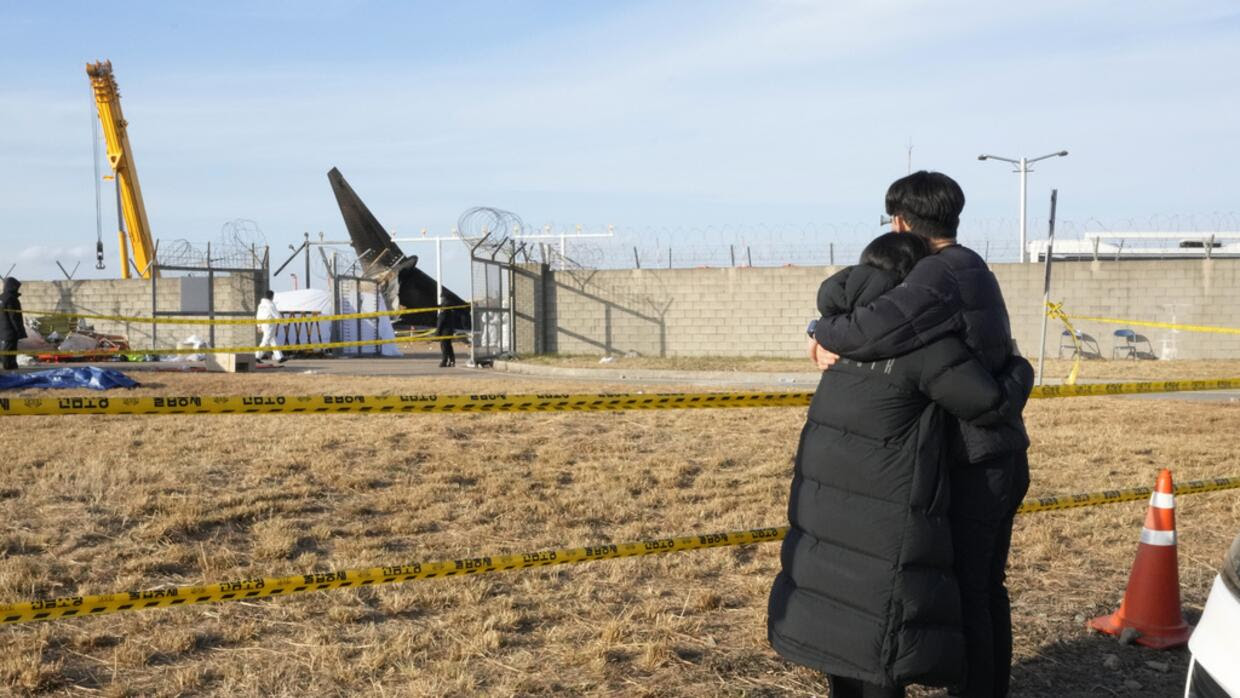 Corea del Sur lanza una inspección de sus Boeing 737-800 tras la peor catástrofe aérea de su historia