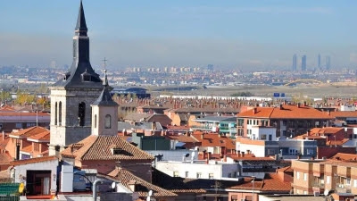 Torrejón.- Último día para disfrutar de la Feria del Libro Antiguo y de Ocasión en la Plaza Mayor