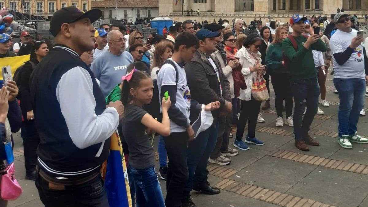 Venezolanos en el exterior acuden a convocatoria de María Corina Machado y piden elecciones libres (FOTOS+VIDEOS)