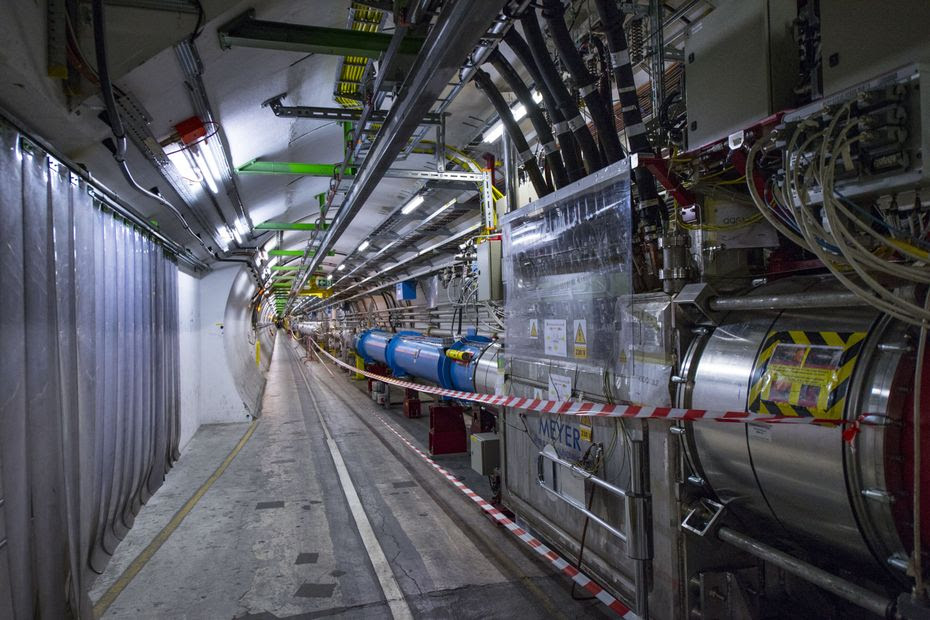 Accélérateur de particules géant : 'Je suis convaincu que c'est la bonne option', le nouveau patron du Cern affiche son soutien au projet