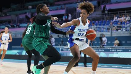 Basket aux JO 2024 : très sérieuses, les Françaises écartent le Nigeria et se qualifient en quarts de finale