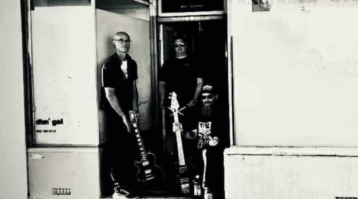 BLOODBAGS Unveil Self-Titled Debut Album + Touring Nationwide