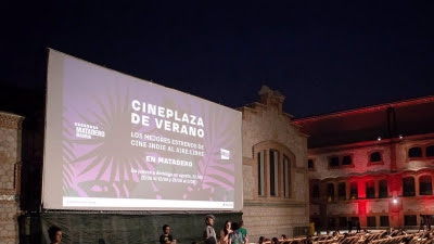 La plaza central de Matadero Madrid se convertirá en un cine al aire libre este verano en la 8ª edición de CinePlaza
